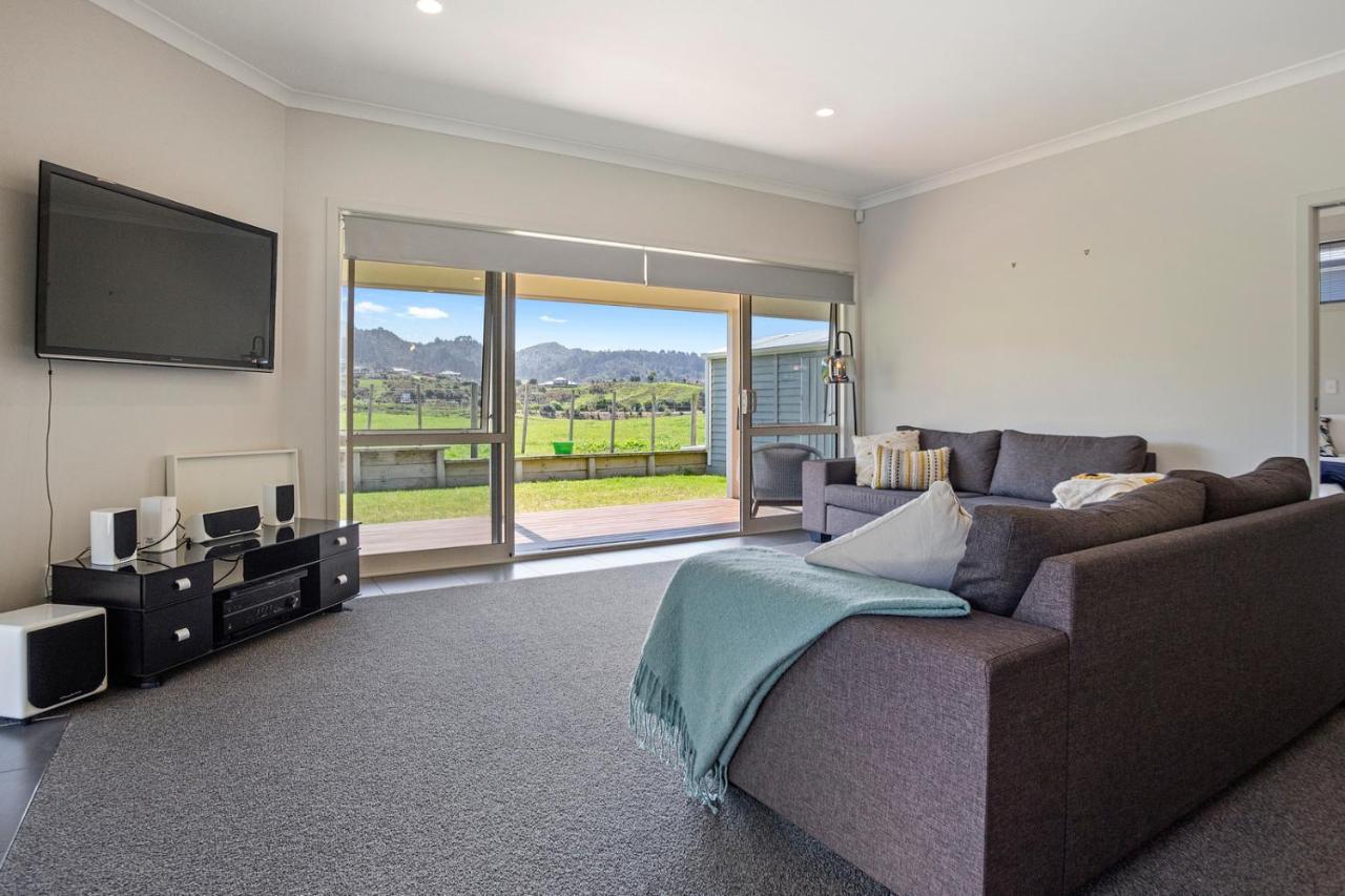 Sky Blue Retreat - Waihi Beach Holiday Home Kültér fotó